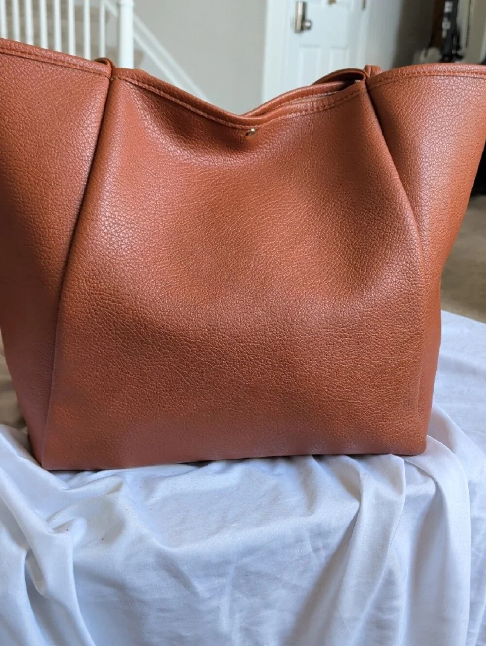 Everyday Pebbled Tote Bag in Cognac